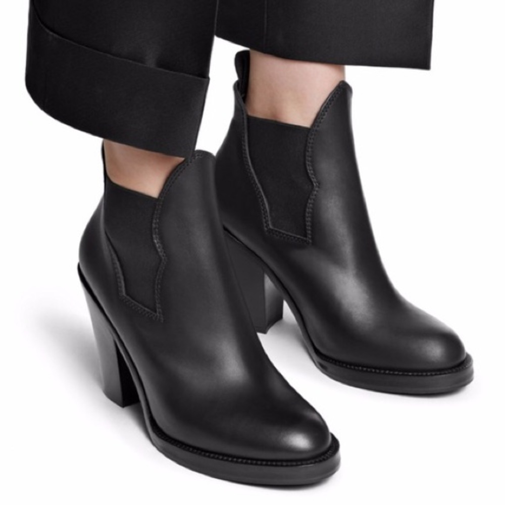 Acne I Black Heeled Boots/ Ankle Boots 39